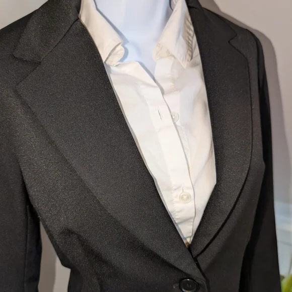 🖤 It's Giving Carolyn ~ Theory Blazer Suit Jacket (like new) - Picture 5 of 16